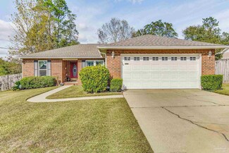 336 Twisted Oak Dr, Cantonment, FL 32533