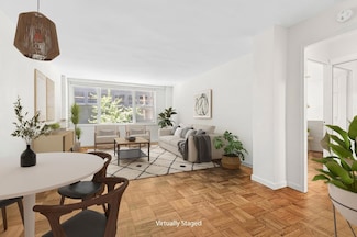 209 E 56th St Unit 5E, New York, NY 10022