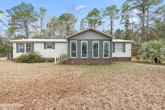1463 Mockingbird Place SW, Shallotte, NC 28470