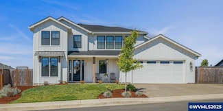 495 NW Cascade Mountain Dr, Dallas, OR 97338