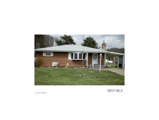 1456 Hill St, Belpre, OH 45714