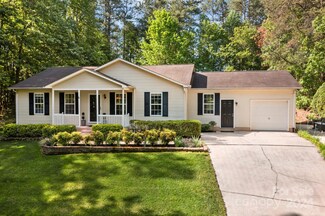 163 Valleyview Rd, Mooresville, NC 28117