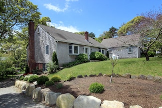 70 Deerfield Ln, Eastham, MA 02642