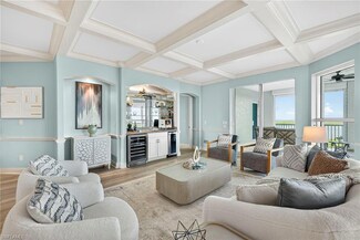 285 Grande Way Unit 804, Naples, FL 34110