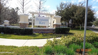 8201 Green Parrot Rd Unit 301, Jacksonville, FL 32256