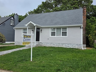 767 Martin Dr, Uniondale, NY 11553