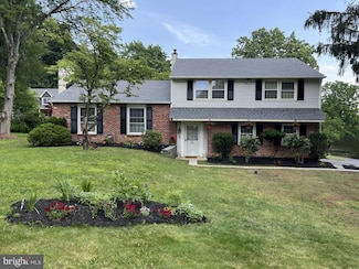 405 Edgewood Dr, Exton, PA 19341
