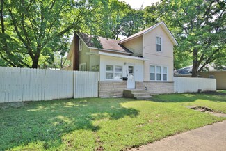 307 6th Ave, Three Rivers, MI 49093