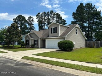912 Edna Fields Dr, Leland, NC 28451