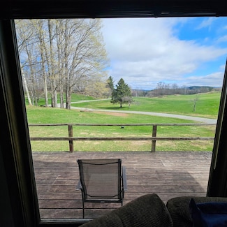 567 Pumpkin Hill Rd, Danville, VT 05828