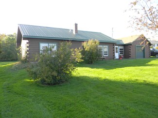 316 Ridge Rd, Fairfield, ME 04937