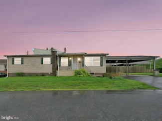 12 Dewey St, Schuylkill Haven, PA 17972