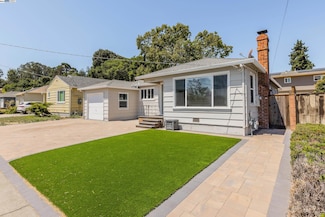 21259 Hobert St, Castro Valley, CA 94546