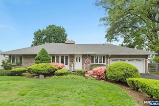 22 Linwood Ave, Elmwood Park, NJ 07407