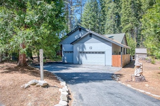 39291 Granite Ln, Shaver Lake, CA 93664