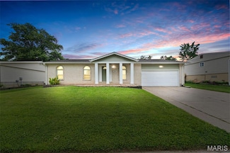 5303 Camelot Estates Dr, Saint Louis, MO 63129