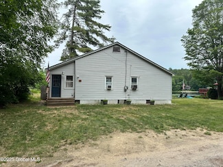 45 Sande Ln, Corinth, NY 12822