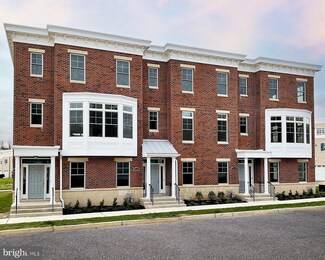 2402 Colli Dr, Philadelphia, PA 19145