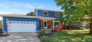 4102 Victoria Dr, Valparaiso, IN 46383