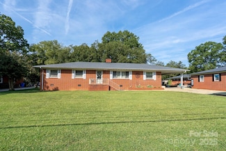 345 S Magnolia St, Mooresville, NC 28115