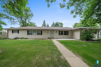 4900 W 38th St, Sioux Falls, SD 57106