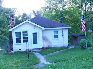 9231 S Geneva Rd, Flat Rock, IN 47234