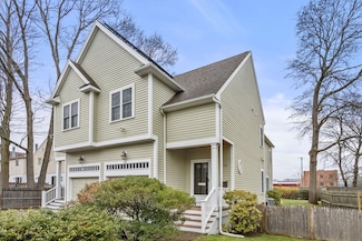 18 Maple Ct, Needham, MA 02492