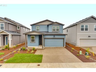 486 Greencrest St NE, Salem, OR 97301
