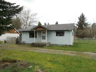 137 1st St, Gold Bar, WA 98251