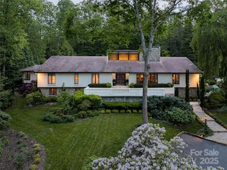 69 Forest Rd, Asheville, NC 28803