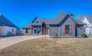 703 Julesburg Ln, Benton, LA 71006