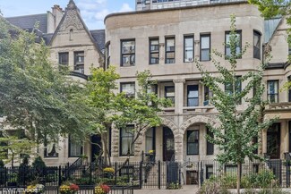 29 E Division St, Chicago, IL 60610