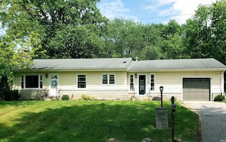 301 Raleigh Rd, Galveston, IN 46932