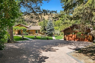 8501 Manastash Rd, Ellensburg, WA 98926