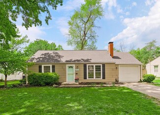 8516 Hiawatha Rd, Kansas City, MO 64114