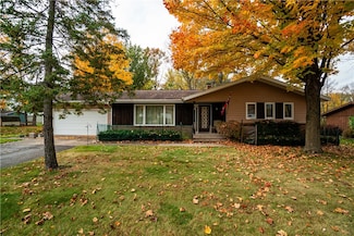 312 Woodside Dr, Cornell, WI 54732