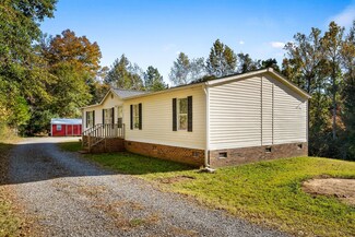 1445 Leadmine Rd, Gaffney, SC 29340