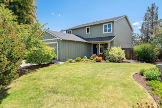 2490 SW Cascade Mountain Ave, Redmond, OR 97756