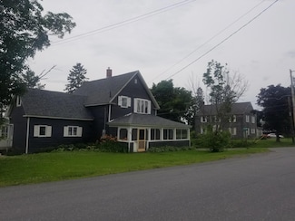 46 Collins St, Caribou, ME 04736