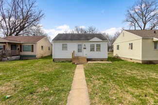 305 S Wellington St, South Bend, IN 46619