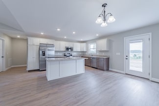 397 Jean Dr, Tullahoma, TN 37388