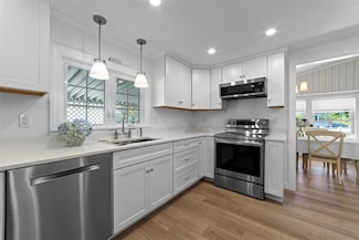 165 Little Pond Rd, Wakefield, RI 02879