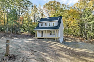 85 Knotty Knoll Cir, Farmington, NH 03835