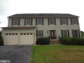 89 Basalt Dr, Fredericksburg, VA 22406