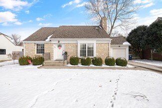 298 N Stanwood Rd, Columbus, OH 43209