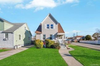 69 Butler Blvd, Elmont, NY 11003