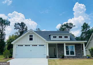 203 Cherokee Rose Cir, Dublin, GA 31021
