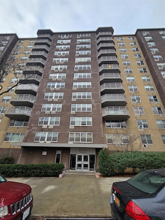 3412 113th St Unit 8G, Flushing, NY 11368