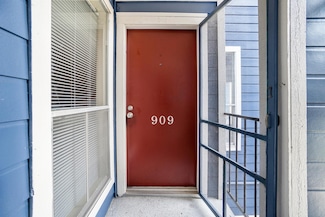 18515 Egret Bay Blvd Unit 909, Houston, TX 77058