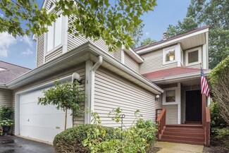 1 Pine Hollow Ct Unit 90, Oak Ridge, NJ 07438